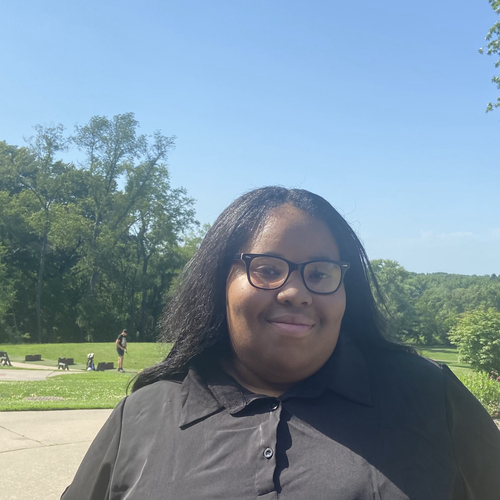 Victoria Y - Eastern Iowa Community College District Babysitter