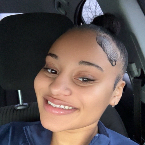Tatiyana M - Cedar Crest Babysitter