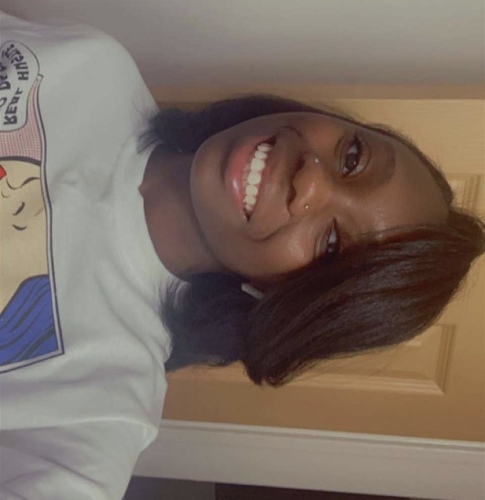 Tamra L - Monroe Community College  Babysitter