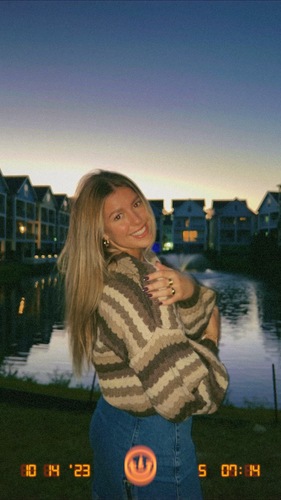 Cameryn J - Lipscomb Babysitter