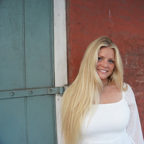 Caroline R - Tulane University Babysitter
