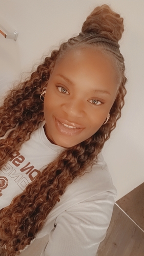 Jonna F - Pinellas Technical College-Clearwater Babysitter