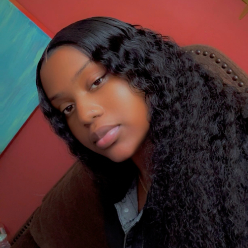 Cloranda N - Essex County College  Babysitter