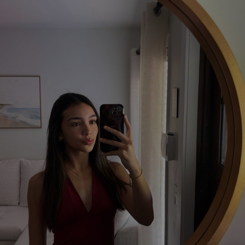 Lauren C - FIU Babysitter