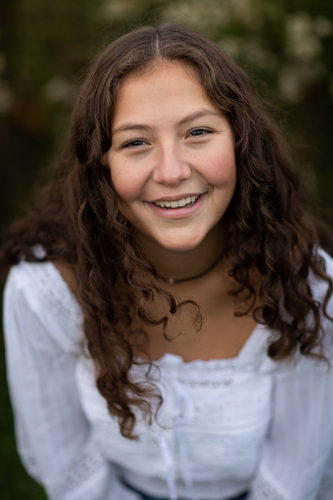 Olivia R - Loyola Babysitter