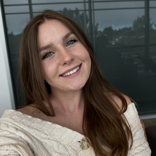 Charlotte G - Undefined Babysitter