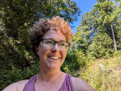 Hanmah L - Oberlin Babysitter