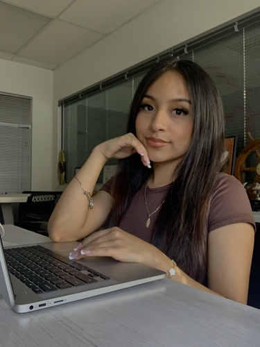 Edyzaely E - SPC Babysitter