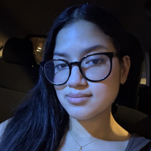 Perla G - Gateway Community College (CT) Babysitter
