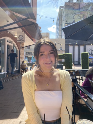 Ella K - JMU Babysitter