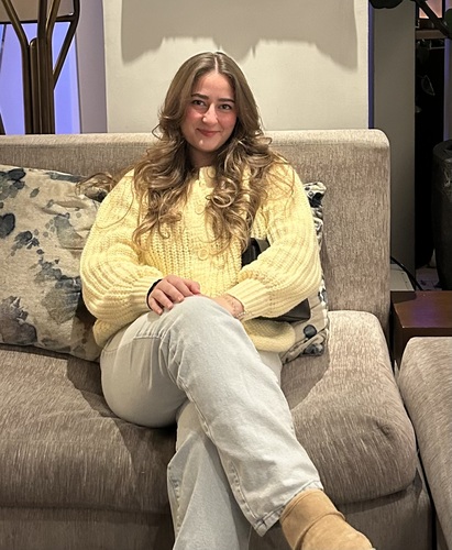 Gabrielle D - UNR Babysitter