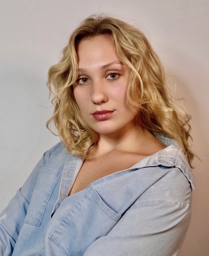 June M - DePaul Babysitter