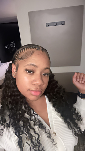 Breeana J - Chamberlain College of Nursing-Georgia Babysitter