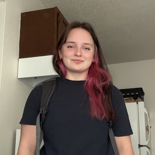 Chloe C - North Dakota State College of Science Babysitter