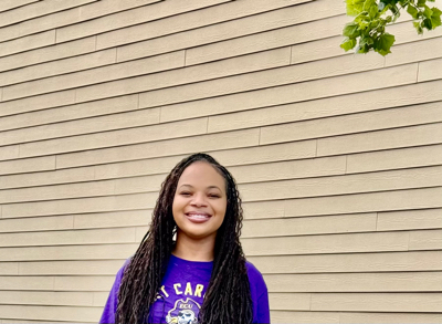 Zaila R - Pitt Community College  Babysitter