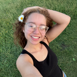 Jakyrea G - Pellissippi State Babysitter