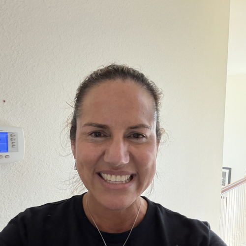 Liliana B - Skyline College Babysitter