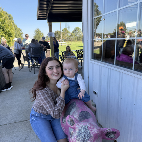 Whitney D - Jefferson Community & Technical College Babysitter
