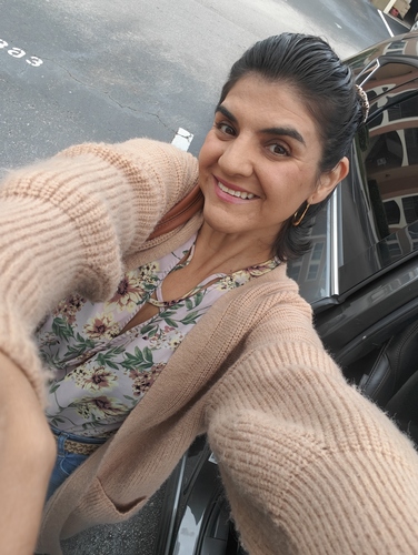 Andrea L - De Anza Babysitter