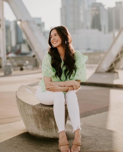 Layla L - UNA Babysitter