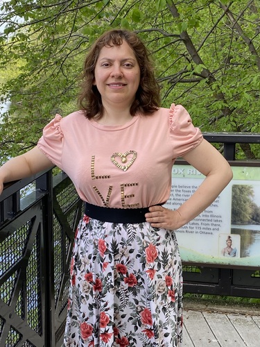 Karen R - Maricopa Community Colleges  Babysitter