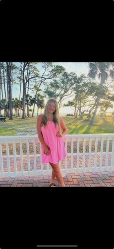 Lizzie A - Troy Babysitter