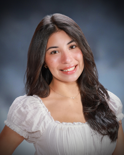 Alessandra B - Reedley College  Babysitter