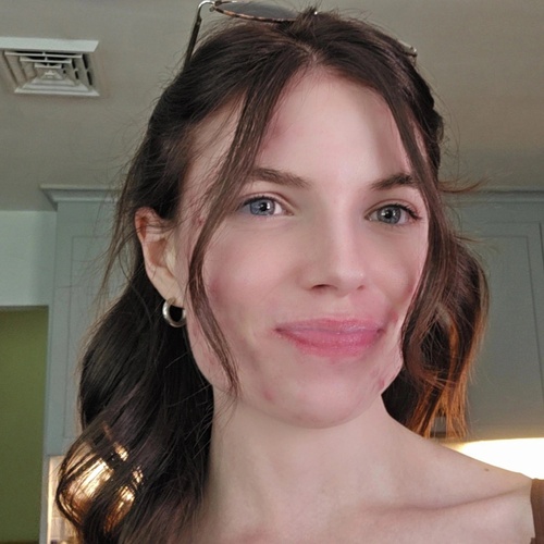 Ashley B - Delaware County Community College Babysitter