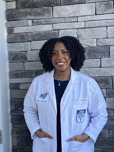 Erin S - MTSU Babysitter