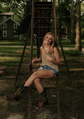 Skylar H - Morningside Babysitter