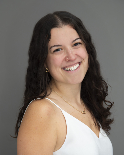 Beatriz F - UMass-Dartmouth Babysitter