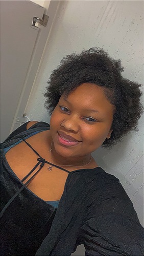 Jania B - MEC Babysitter