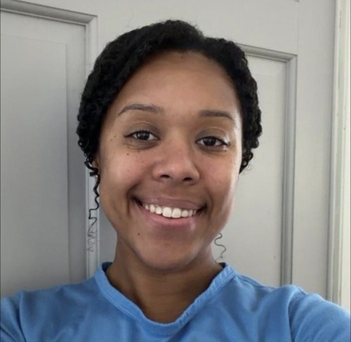 Toriana G - UMass-Dartmouth Babysitter