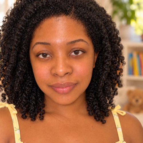 Faith W - Nassau Community College  Babysitter