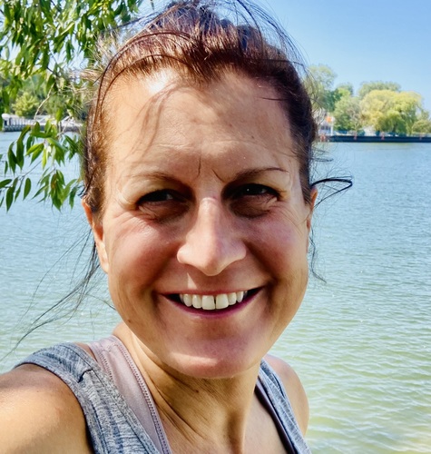 Kuria V - Hope Babysitter