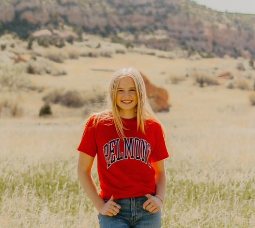 Juliana T - Belmont Babysitter