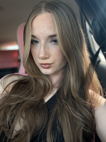 Sydney L - Canada College Babysitter
