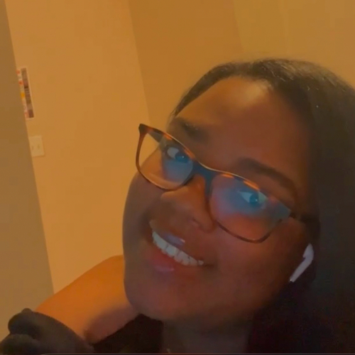Quiara F - CSULB Babysitter