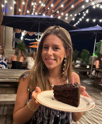 Haley M - Auburn Babysitter