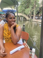 Gia B – UIW Student Seeking Babysitting Jobs