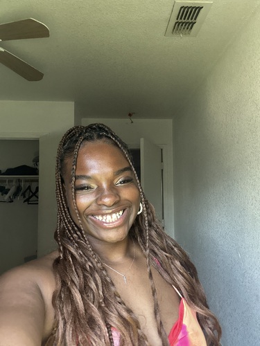 Keren T - Texas State Babysitter