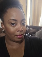 Alisa R – UH-Downtown Student Seeking Nanny Jobs