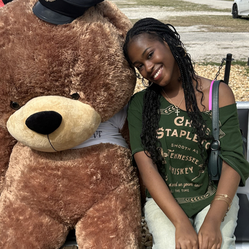 Aniah S - Miami Dade Babysitter