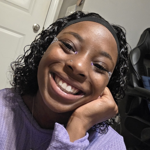 Chyleise B - SC State Babysitter