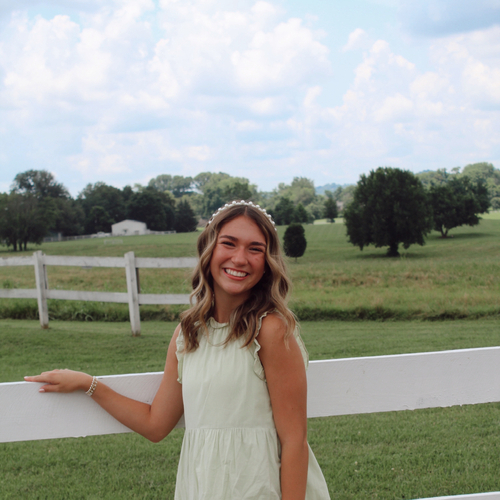 Kayley B - Samford Babysitter