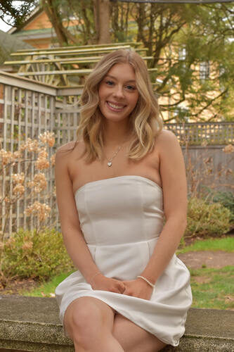 Cianna C - SUNY Fredonia Babysitter