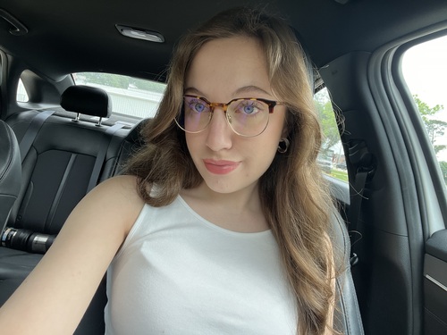 Elizabeth C - McNeese Babysitter