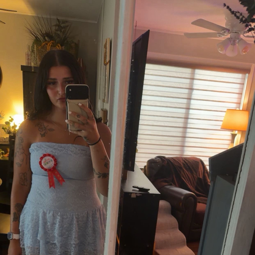 Carlie N - Albright Babysitter