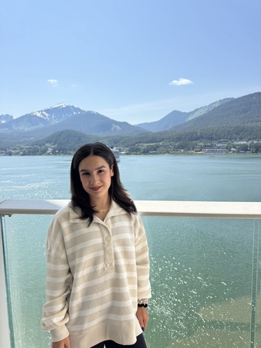 Alyssa D - UH-Clear Lake Babysitter