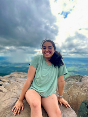 Grecia A - Lipscomb Babysitter